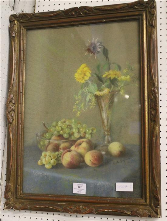 Martha Gregoire, still life, pastel